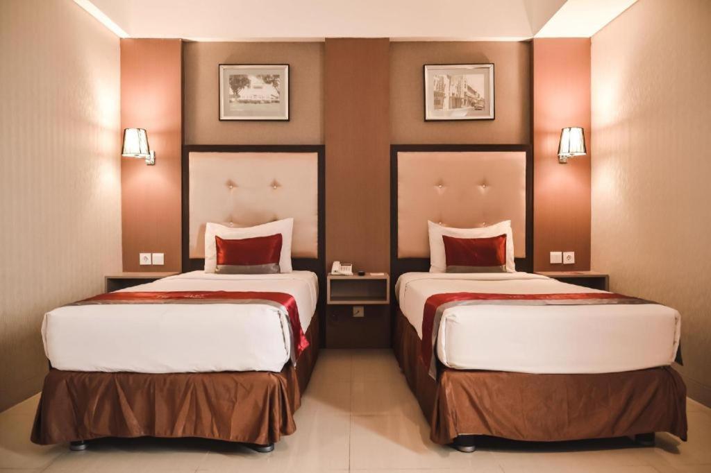 Travello Hotel Bandung Kültér fotó