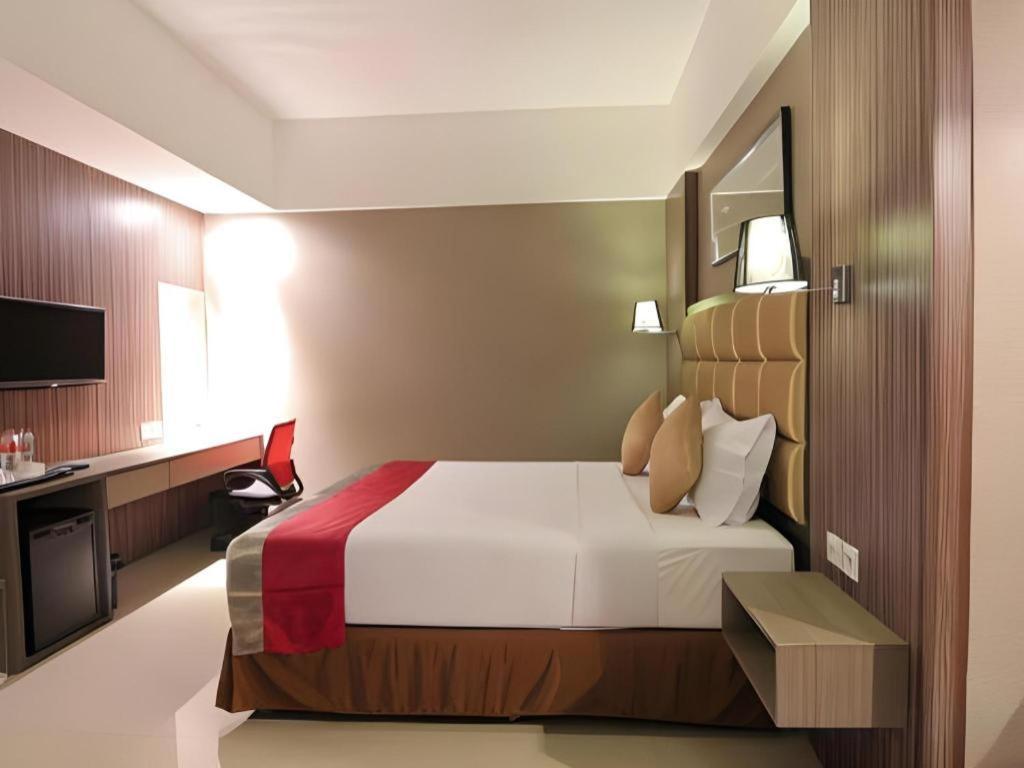 Travello Hotel Bandung Kültér fotó