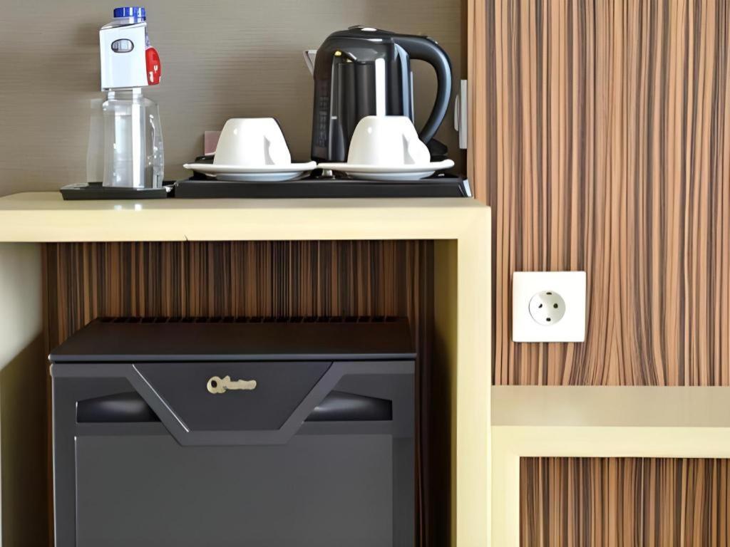 Travello Hotel Bandung Kültér fotó