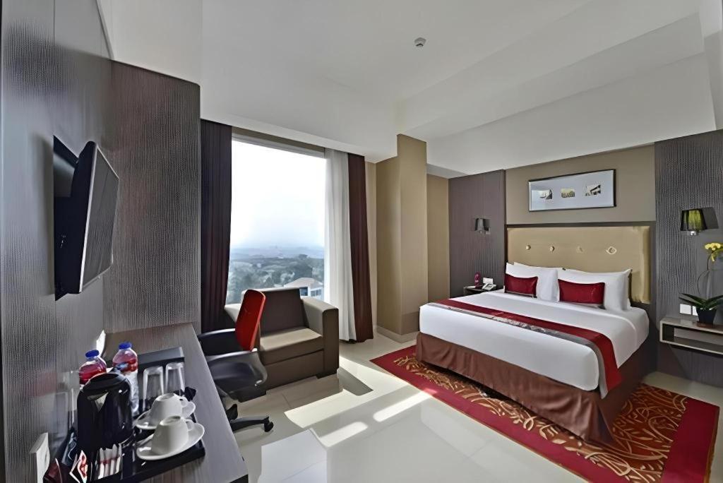 Travello Hotel Bandung Kültér fotó